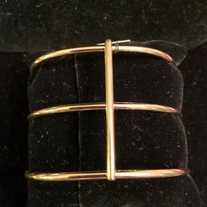 Premier Designs Bold & Beautiful bracelet.